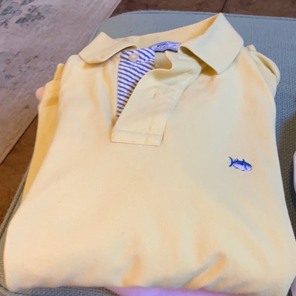 Yellow southern tide shirt excellent condition